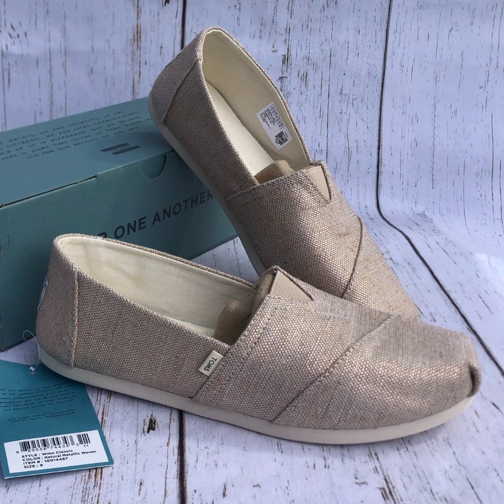 Women Classic Natural Metallic Woven